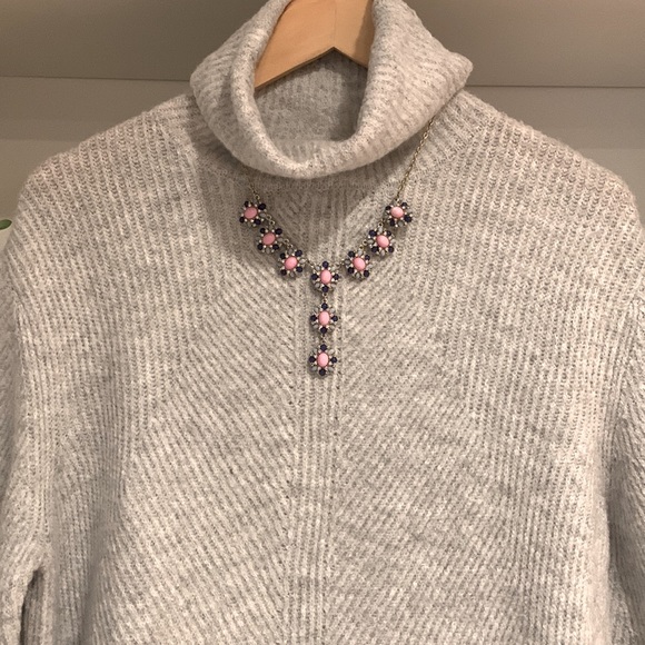 Gray Sweater #181 - Picture 4 of 13